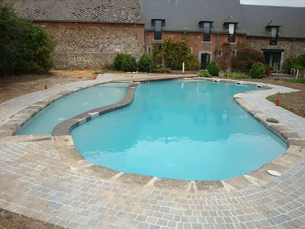Construction piscine extérieure