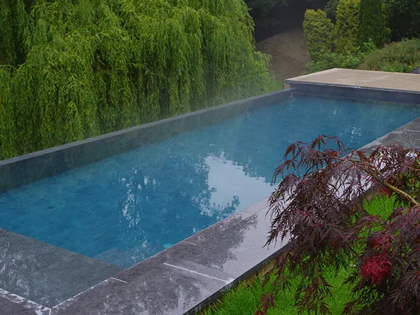 Mise en service d'une piscine extérieure