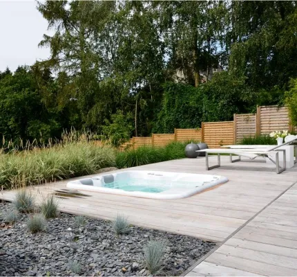 Jacuzzi encastré